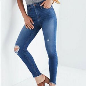 Madwell Curvy Highrise Skinny Jean